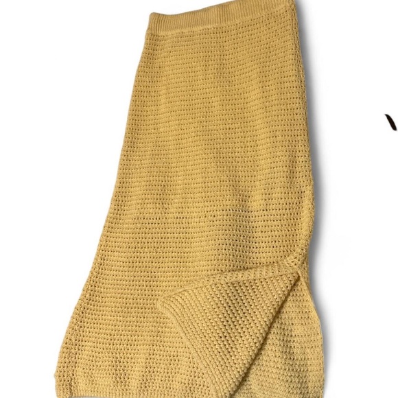 House of Harlow 1960 Dresses & Skirts - House of Harlow 1960 Yellow Knit Midi Skirt
